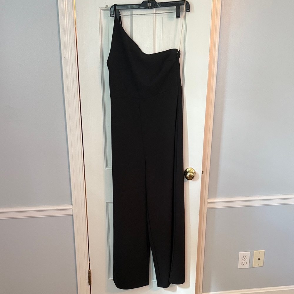 Leith Black One-Shoulder Jumpsuit